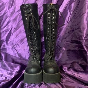 Original Demonia Ranger 302